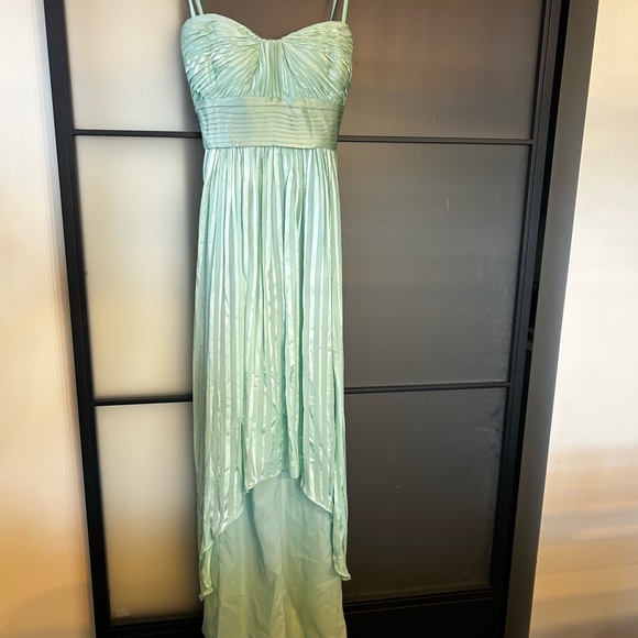 BCBG Dress (Alicia Opaline Green) Size 4 - Picture 1 of 8